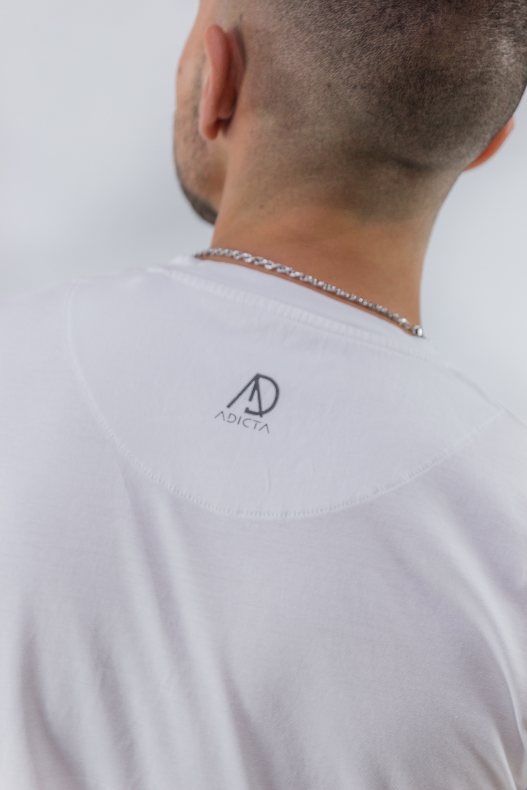 Triangles Adicta